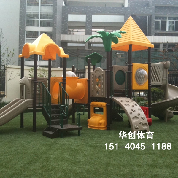 要对大连儿童滑梯进行定期的保养和维护